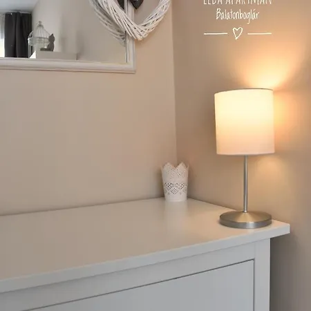 Διαμέρισμα Leda Apartman *